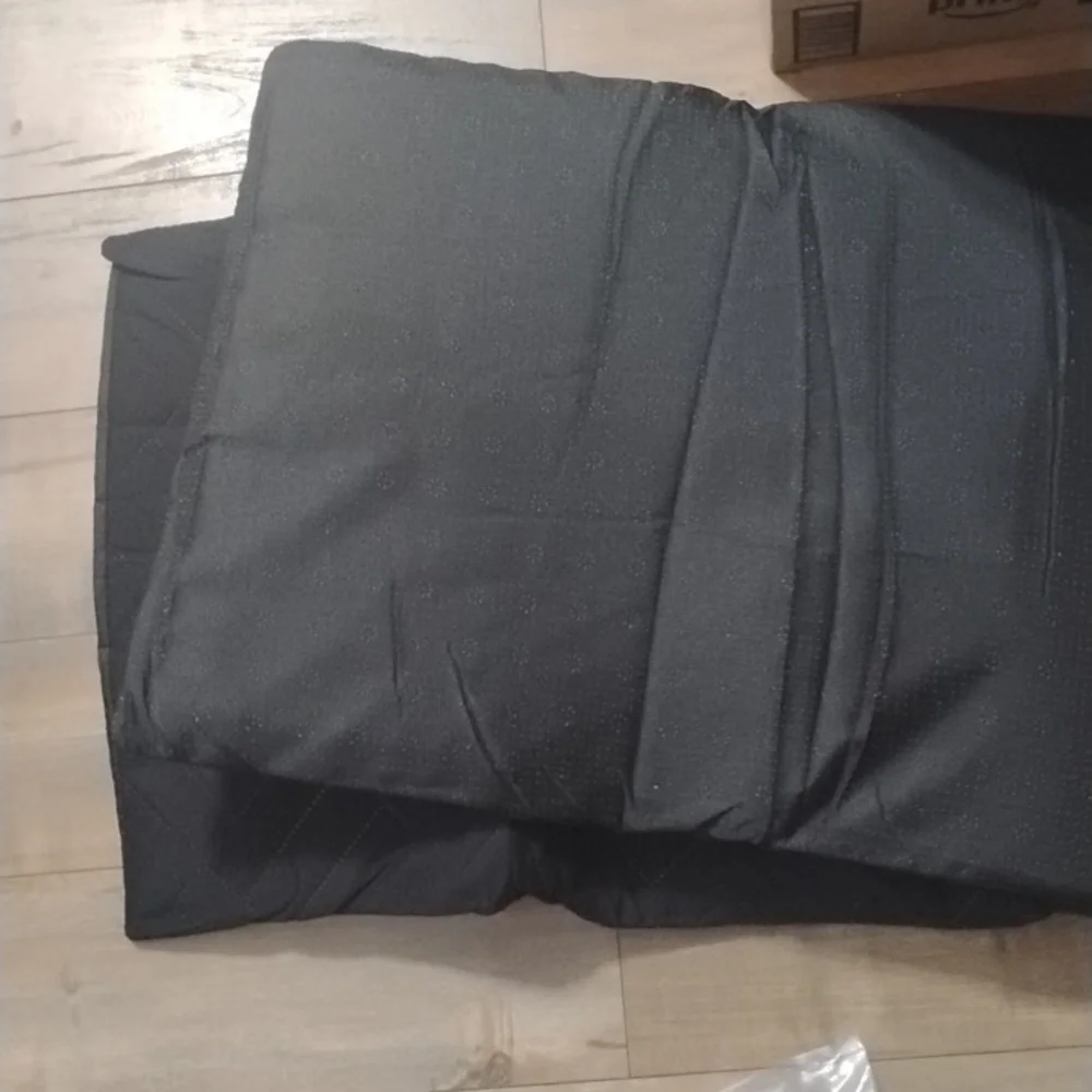 Luxurious Black Dog Back Seat Pad